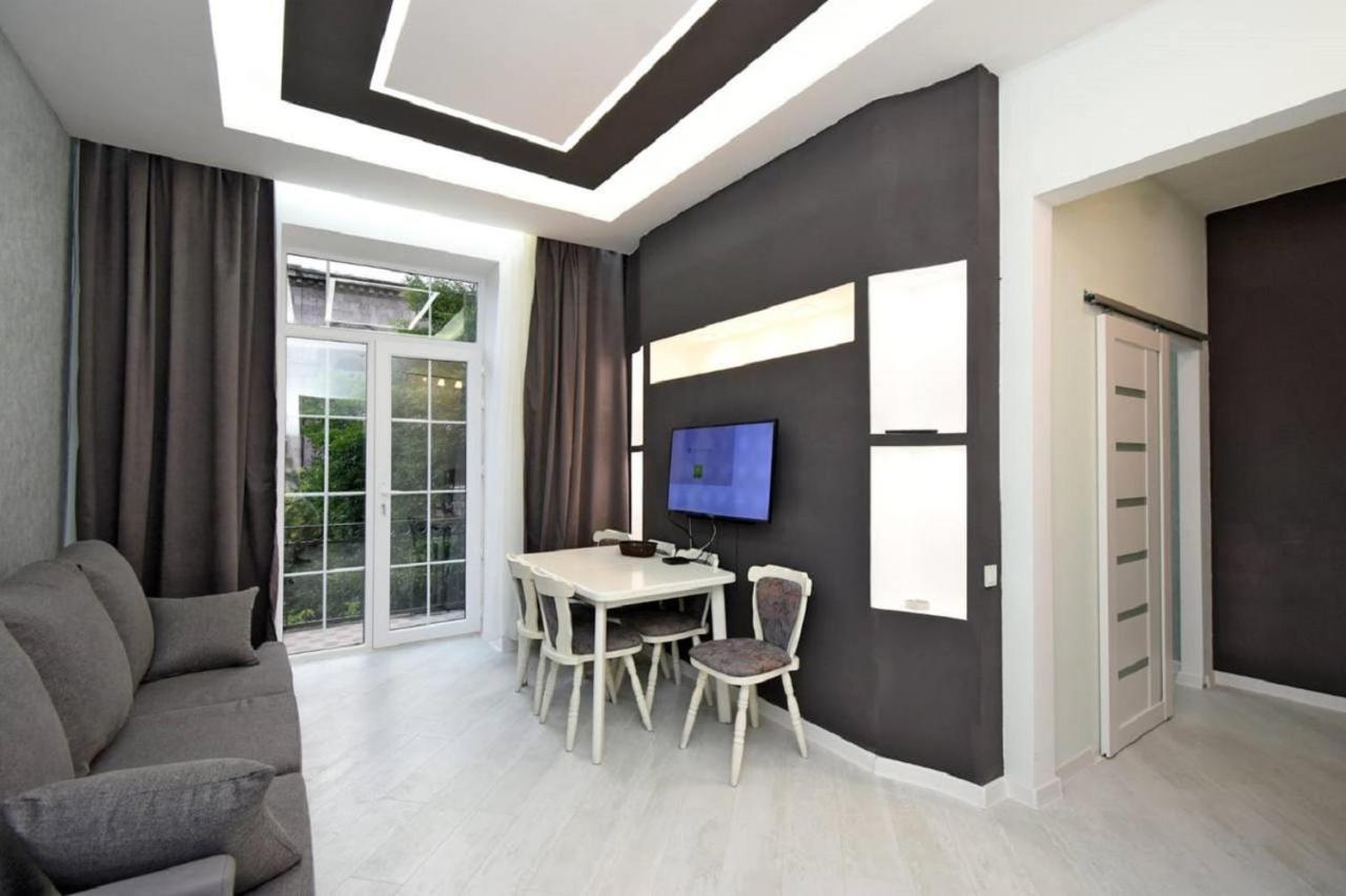 The Best Apartments In The Center Erivan Exterior foto